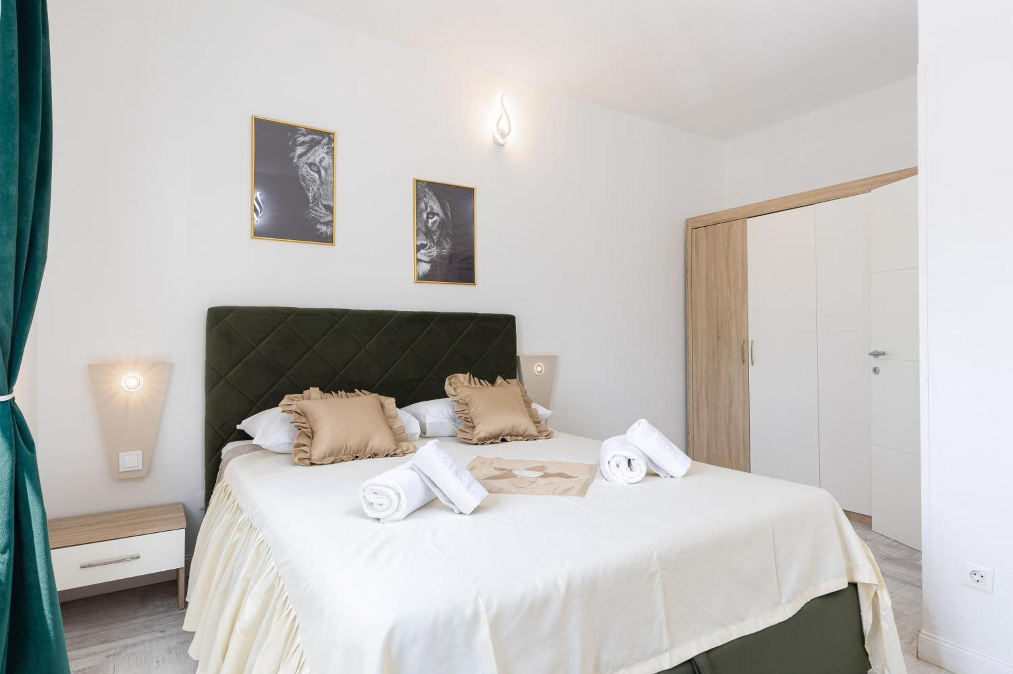 Lions Suites Спліт Екстер'єр фото